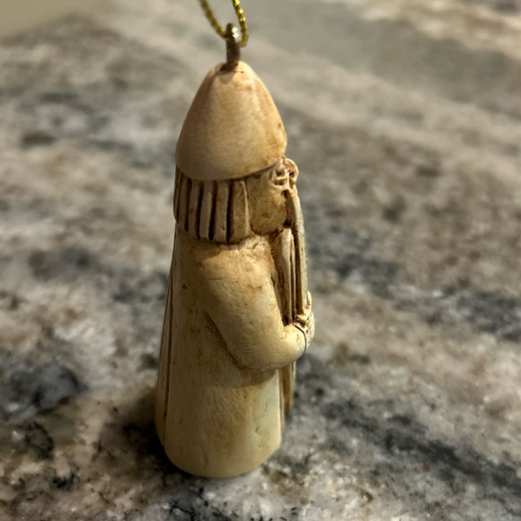 Harry Potter Rook Chess Piece Ornament from 2024 Keep Collecting Wizarding Trunk - Picture 6 of 7